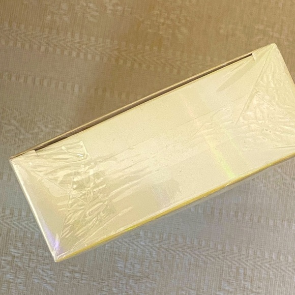 Winnie the Pooh perfume NEW SEALED 🍯💛 - Picture 3 of 4